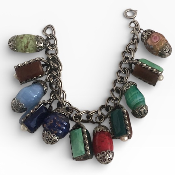 Vintage Jewelry - Vintage Art Glass Charm Bracelet